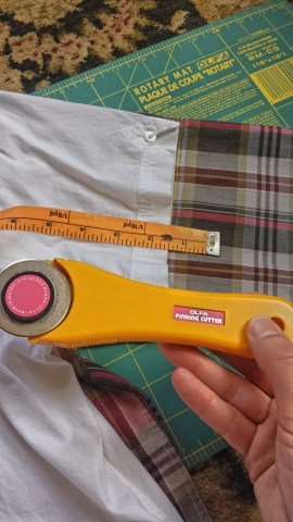 use a rotary cutter