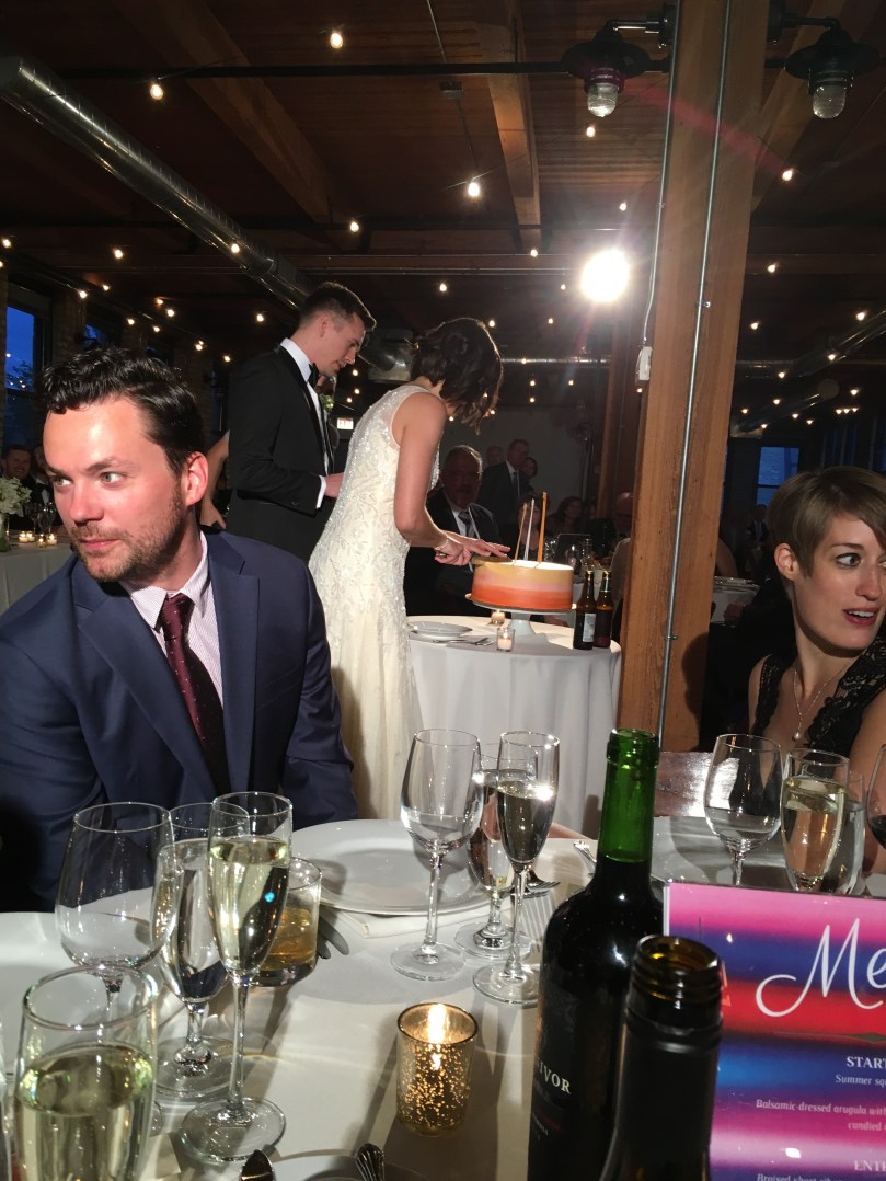 sarahandalexcuttingcake