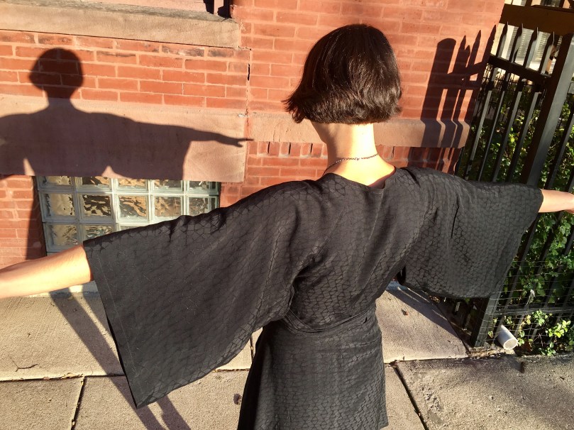 victorypatternstrinabackarmsout