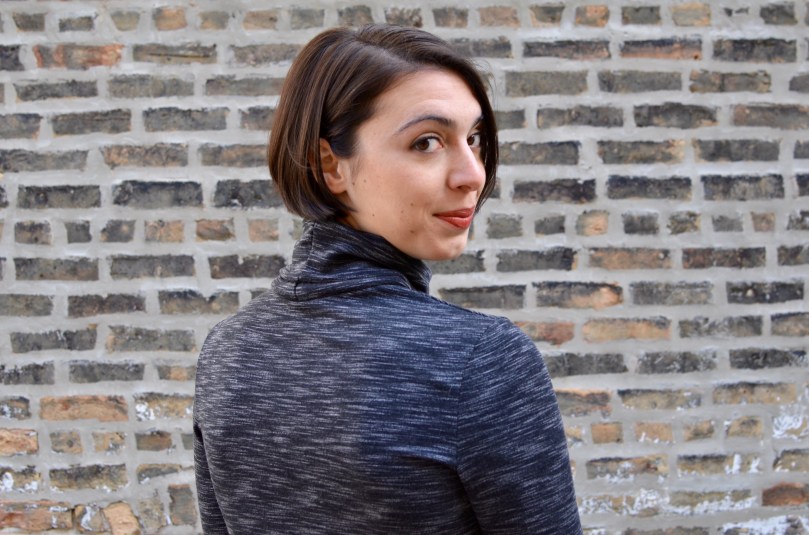 neenah-over-shoulder